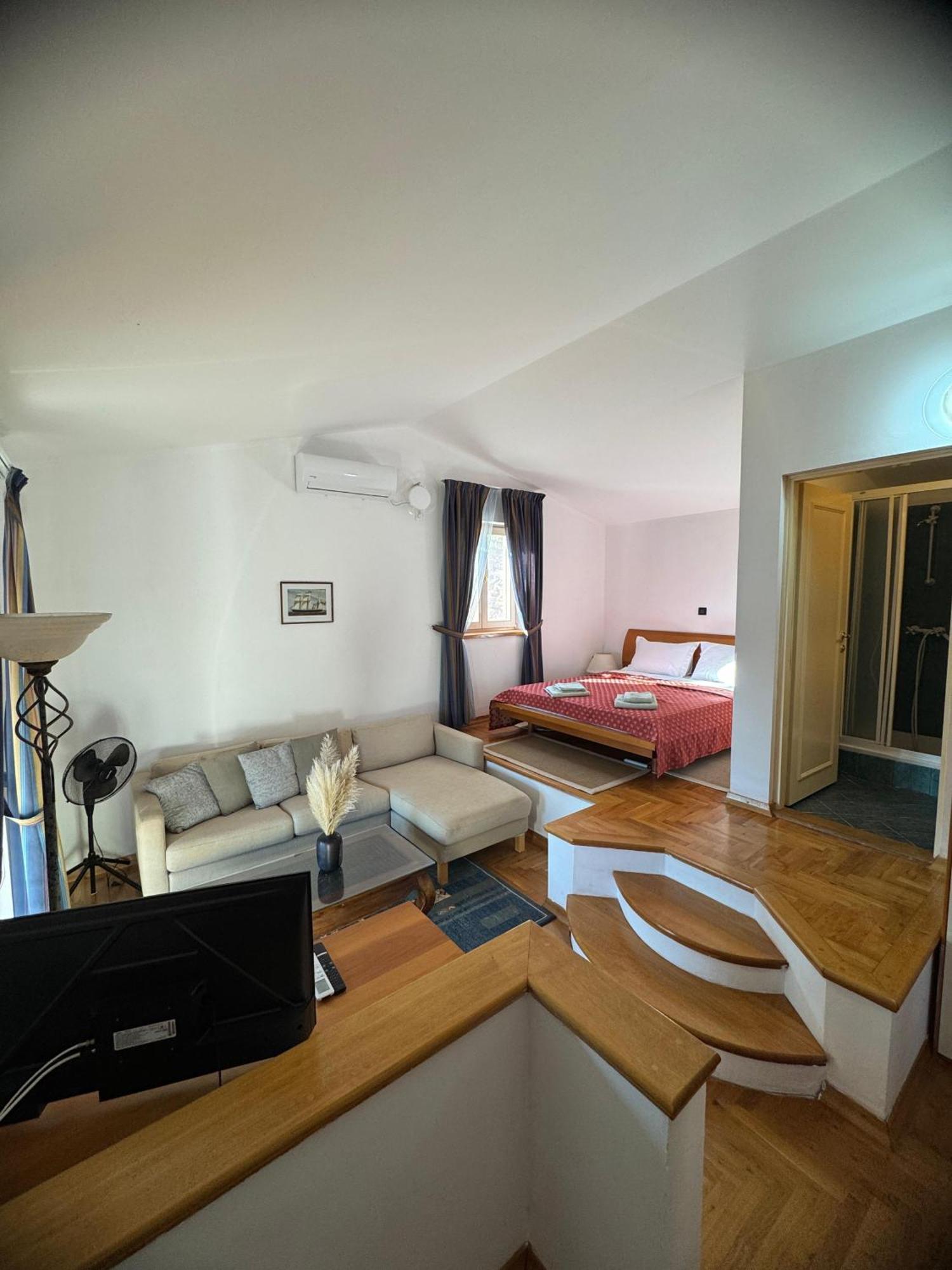 Villa Rava Hotel & Restaurant 外观 照片